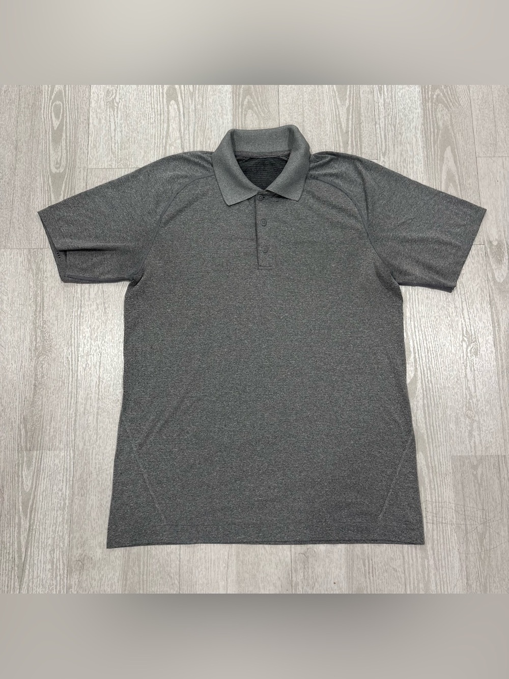 Lululemon "Like New" Men’s Heathered Gray Performance Polo Shirt Size M